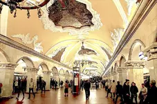 0001_-_Moskau_2015_-_Metrostation_Komsomolskaja_(25792675164).webp 0001_-_Moskau_2015_-_Metrostation_Komsomolskaja_(25792675164).webp